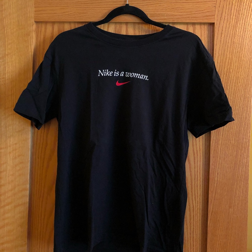 Nike Graphic T-Shirt